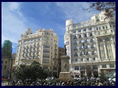 Plaza del Ayuntamiento 56 - Melia Plaza Hotel and Hostal Valencia